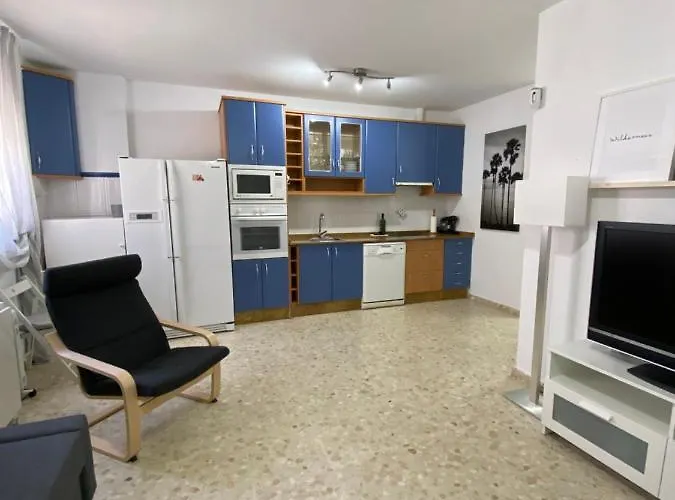 Precioso En El Centro De Conil Familias, Parejas Y Grupos *